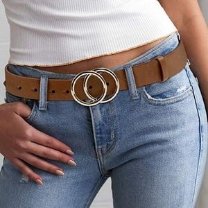 Leather belt with double ring buckle
